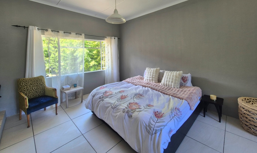 4 Bedroom Property for Sale in Twee Rivieren Western Cape